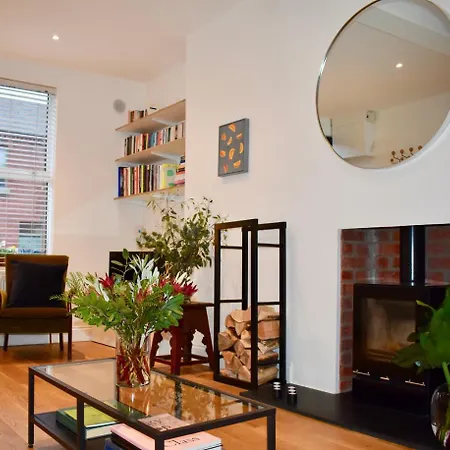 Newly Refurbished 2 Bedroom Terraced House In 公寓 都柏林